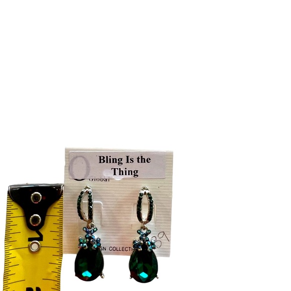 Gorgeous drop earrings with blue and green larger stone. Perfect for holidays! - Picture 2 of 5